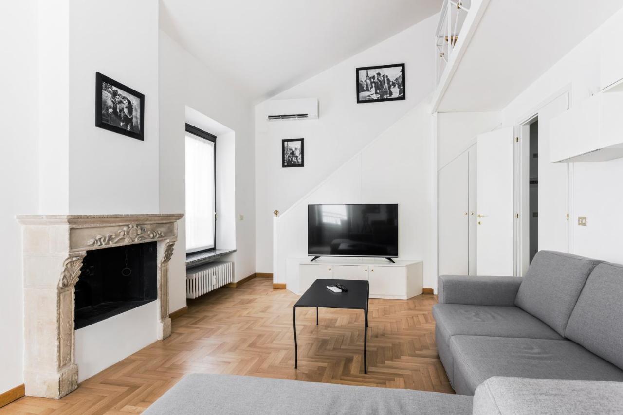 Living Brera, A Unique Experience - Vicolo Fiori Apartment Милано Екстериор снимка