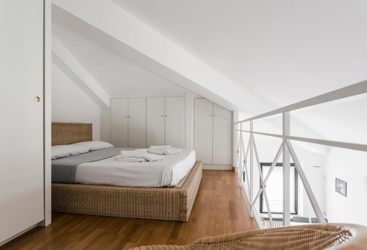 Living Brera, A Unique Experience - Vicolo Fiori Apartment Милано Екстериор снимка